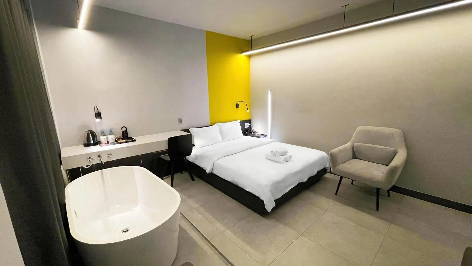 A In Hotel Atistar Ho Chi Minh City