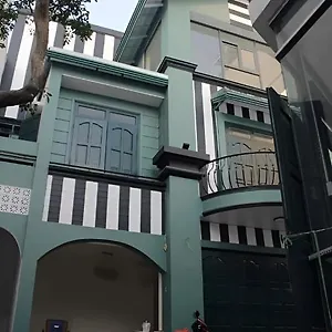 Homstay 1106 Quang Trung Hostel